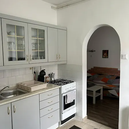 Harmath-szabo Apartmán *